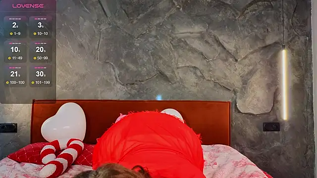 Snapshot of GwendolynFinch chatting on 02-14-25, 07:07 GwendolynFinch online show from 02-14-25, 07:07