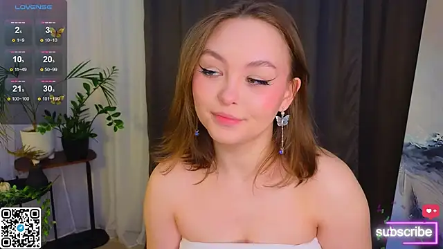 Snapshot of GwendolynFinch chatting on 02-28-25, 01:05 GwendolynFinch online show from 02-28-25, 01:05