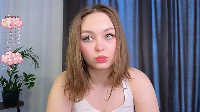 Snapshot of GwendolynFinch chatting on 03-12-25, 07:13 GwendolynFinch online show from 03-12-25, 07:13