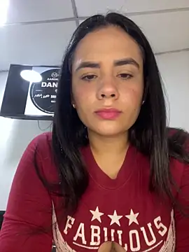 Leyna Kenet online show from 10-12-25, 12:09