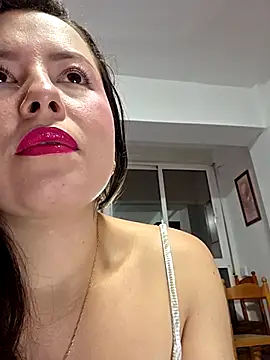 NeredaXxx online show from 09-22-25, 08:22