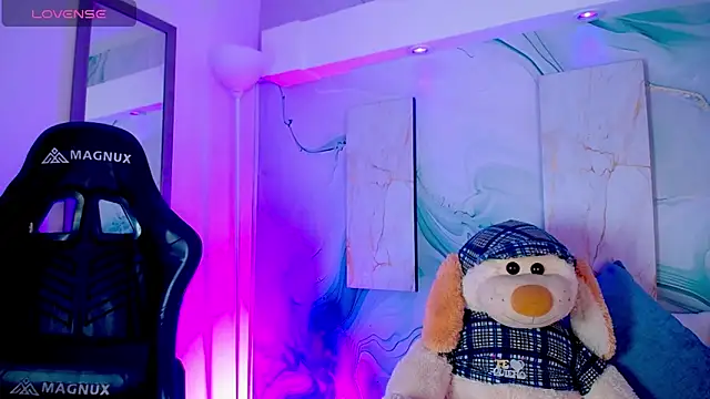 Aniie Doll online show from 04-10-26, 08:24