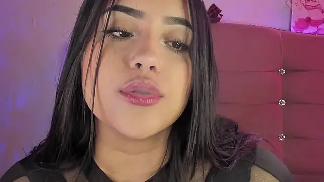 male couper online show from 01-22-25, 03:18