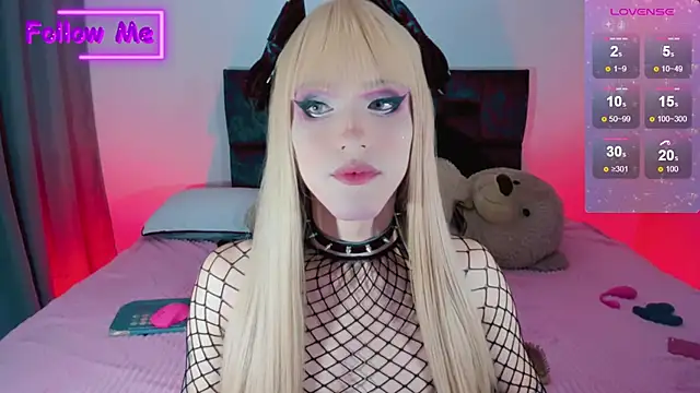 Kirmyy  online show from 12-22-24, 01:23