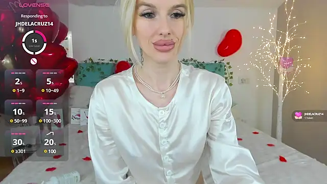 Lana kitty   online show from 02-17-25, 04:20
