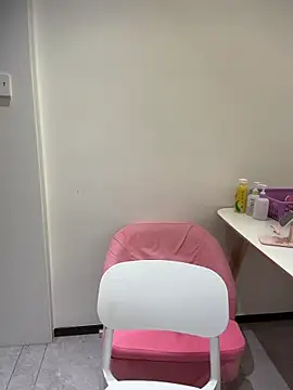 Snapshot of Selenaaaaa- chatting on 03-01-26, 06:37 Selenaaaaa- online show from 03-01-26, 06:37