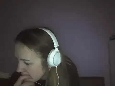 Milaniya261 online show from 02-24-25, 01:46