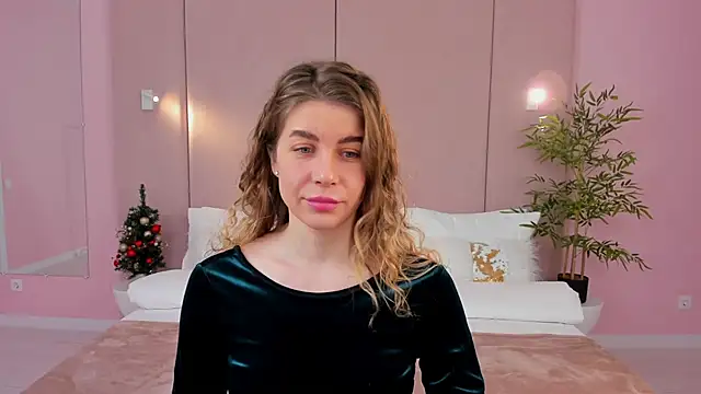 VikkiStorm online show from 12-06-24, 04:03