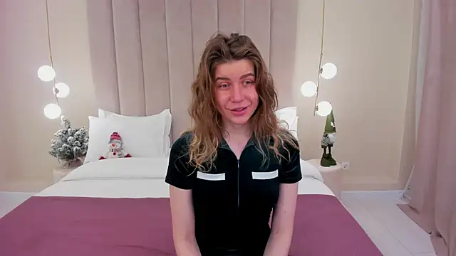 VikkiStorm online show from 01-07-25, 03:35