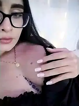 Snapshot of Aria_uwu chatting on 01-10-25, 05:47 Aria uwu online show from 01-10-25, 05:47