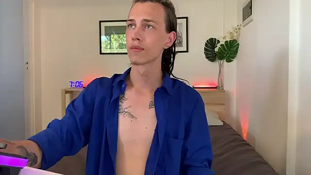 Den BlueXx online show from 01-27-25, 10:06