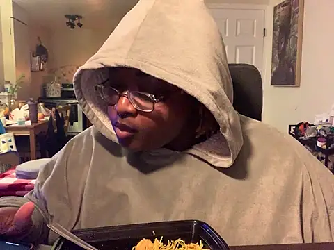 Snapshot of BigKittyRaven chatting on 12-23-24, 10:44 BigKittyRaven online show from 12-23-24, 10:44