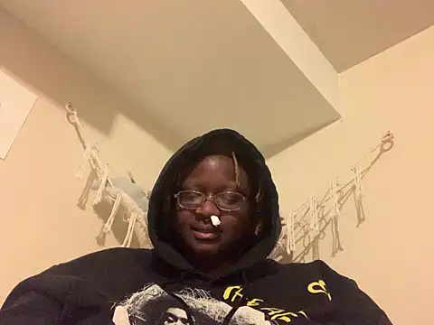 Snapshot of BigKittyRaven chatting on 01-02-25, 04:09 BigKittyRaven online show from 01-02-25, 04:09