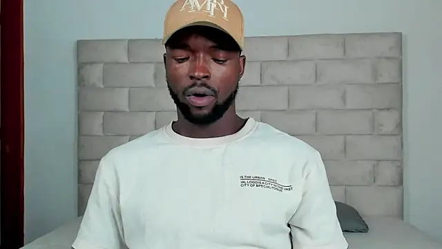 Dylan Taylor online show from 11-12-25, 12:38