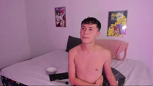 Snapshot of crushnier chatting on 12-05-24, 08:11 crushnier online show from 12-05-24, 08:11