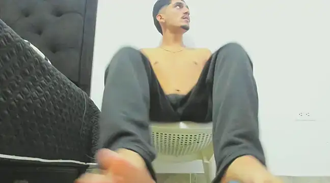 latin bbc online show from 01-13-25, 04:08