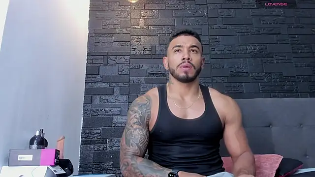 bruno miller  online show from 11-08-25, 09:24