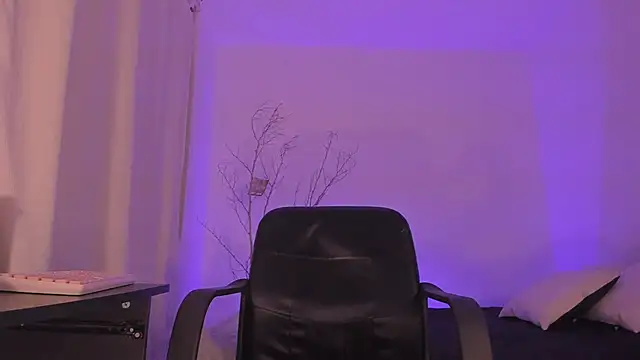 AnabelWolf online show from 03-07-25, 01:09