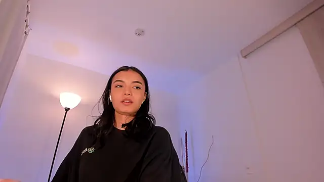 AnabelWolf online show from 03-20-25, 12:19