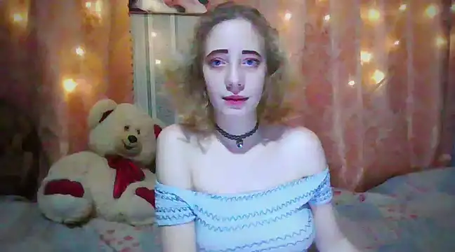 Snapshot of MelxMellie chatting on 12-27-24, 08:28 MelxMellie online show from 12-27-24, 08:28