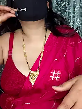 Snapshot of Mayuri77 chatting on 01-19-25, 08:39 Mayuri77 online show from 01-19-25, 08:39