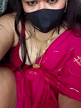 Snapshot of Mayuri77 chatting on 01-25-25, 07:18 Mayuri77 online show from 01-25-25, 07:18