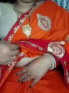 Snapshot of Mayuri77 chatting on 01-27-25, 09:23 Mayuri77 online show from 01-27-25, 09:23