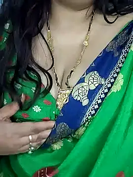 Snapshot of Mayuri77 chatting on 01-30-25, 04:34 Mayuri77 online show from 01-30-25, 04:34