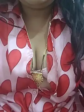 Snapshot of Mayuri77 chatting on 01-31-25, 10:20 Mayuri77 online show from 01-31-25, 10:20