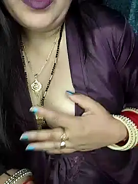 Snapshot of Mayuri77 chatting on 02-07-25, 07:49 Mayuri77 online show from 02-07-25, 07:49