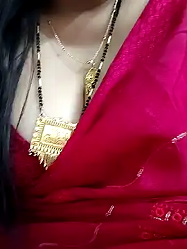 Snapshot of Mayuri77 chatting on 02-08-25, 06:22 Mayuri77 online show from 02-08-25, 06:22