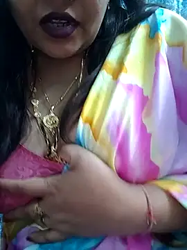 Snapshot of Mayuri77 chatting on 02-21-25, 01:22 Mayuri77 online show from 02-21-25, 01:22