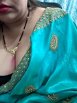 Snapshot of Mayuri77 chatting on 03-14-25, 09:43 Mayuri77 online show from 03-14-25, 09:43