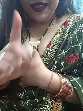 Snapshot of Mayuri77 chatting on 03-18-25, 10:57 Mayuri77 online show from 03-18-25, 10:57