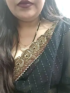 Snapshot of Mayuri77 chatting on 03-22-25, 05:17 Mayuri77 online show from 03-22-25, 05:17