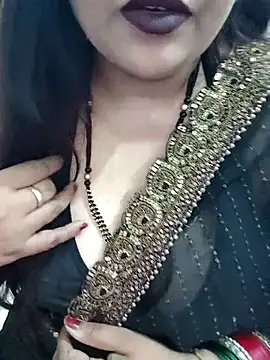 Snapshot of Mayuri77 chatting on 09-09-25, 06:24 Mayuri77 online show from 09-09-25, 06:24