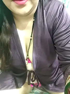 Snapshot of Mayuri77 chatting on 09-13-25, 07:24 Mayuri77 online show from 09-13-25, 07:24