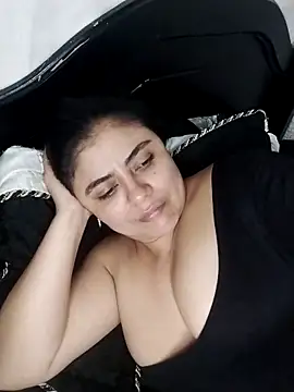 ElizabethWeil online show from 03-11-25, 10:09