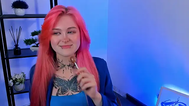 DarelleGrindle online show from 12-06-24, 07:45