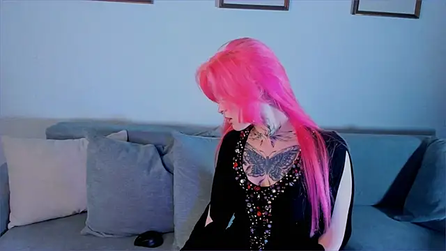 DarelleGrindle online show from 12-14-24, 04:42