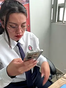 LIZ-06  online show from 11-15-25, 01:51