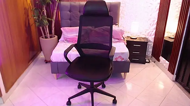 ashleylove prg online show from 01-28-25, 07:43