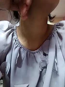 Snapshot of BabySlimmy10 chatting on 03-15-25, 08:32 BabySlimmy10 online show from 03-15-25, 08:32