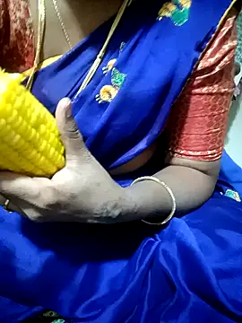 Snapshot of Cute-chinny chatting on 01-20-25, 02:14 Cute-chinny online show from 01-20-25, 02:14