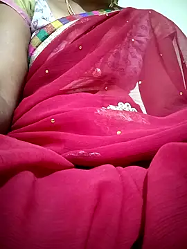 Snapshot of Cute-chinny chatting on 02-07-25, 12:42 Cute-chinny online show from 02-07-25, 12:42