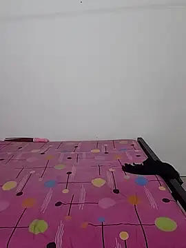 Snapshot of Cute-manisha chatting on 10-12-25, 03:49 Cute-manisha online show from 10-12-25, 03:49