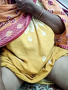 Snapshot of Hotty-rumi chatting on 01-19-26, 04:33 Hotty-rumi online show from 01-19-26, 04:33