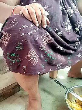 Snapshot of Hotty-rumi chatting on 02-01-26, 07:18 Hotty-rumi online show from 02-01-26, 07:18