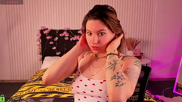 Snapshot of Bonni_Meiz chatting on 01-08-26, 03:09 Bonni Meiz online show from 01-08-26, 03:09