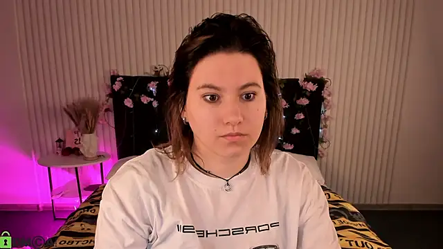 Snapshot of Bonni_Meiz chatting on 01-11-26, 03:11 Bonni Meiz online show from 01-11-26, 03:11